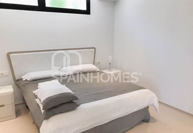 Casas Contemporáneas Con Piscinas Privadas En Ciudad Quesada 28