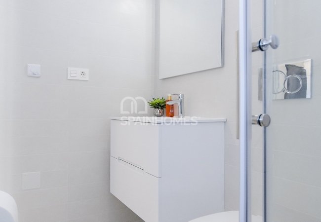 Casas Nuevas Con Diseño Espacioso Cerca De La Playa En Polop 30