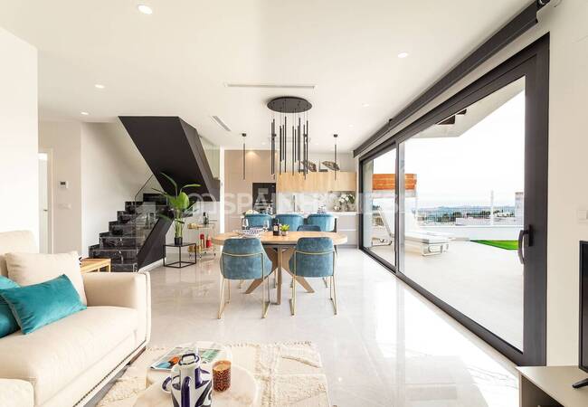 Отдельные Виллы с Просторными Интерьерами в Финестрате 39