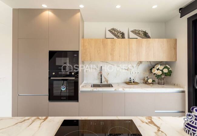 Отдельные Виллы с Просторными Интерьерами в Финестрате 46