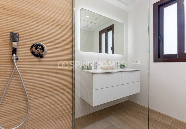 Deniz Manzaralı Özel Havuzlu ve Bahçeli Akdeniz Stili Villalar 35