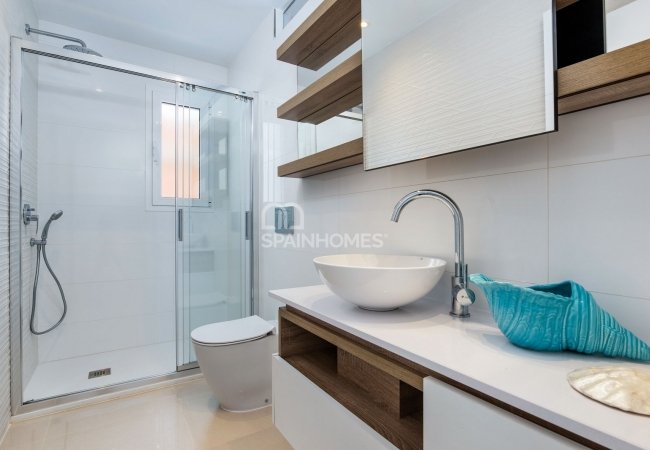 Villas for Sale in Dona Pepa Spain Nearby the Golf Resorts 16