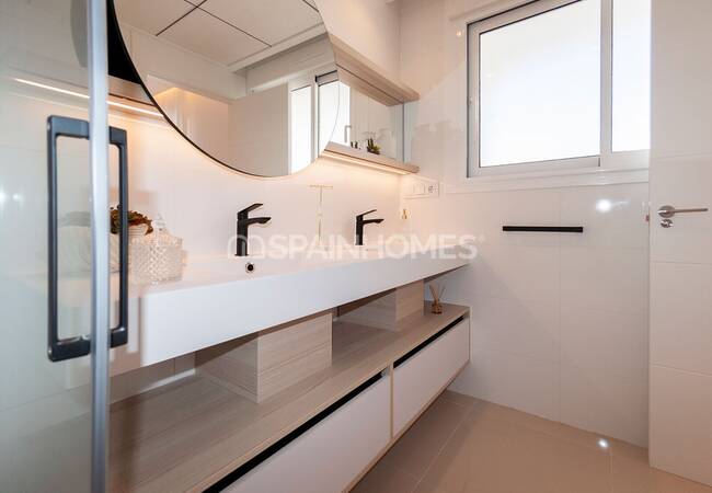 Spacious Luxe Apartments in a Modern Complex in Ciudad Quesada 7