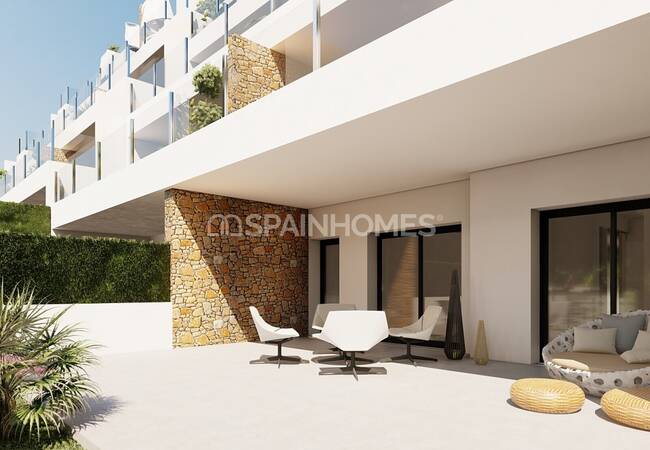 New Real Estate with Extensive Communal Areas in Villamartin 5