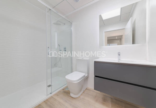Compact Apartments in a Walking Distance to Sea in Alicante 29