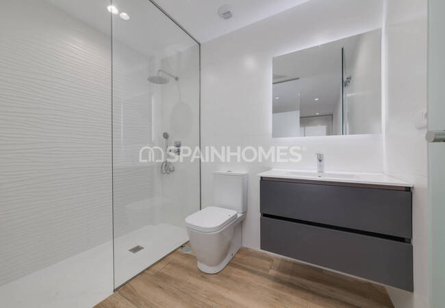 Compact Apartments in a Walking Distance to Sea in Alicante 27