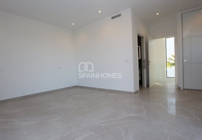 Luxury Villa with Spacious Design in Calpe Costa Blanca 24