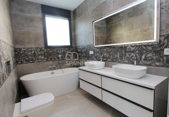 Luxury Villa with Spacious Design in Calpe Costa Blanca 32