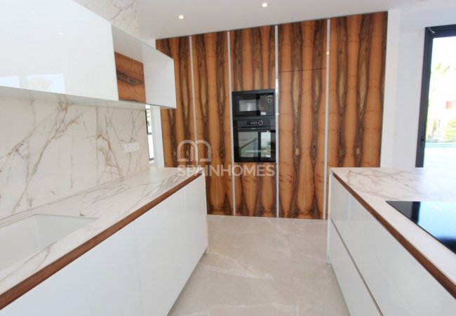 Luxury Villa with Spacious Design in Calpe Costa Blanca 17