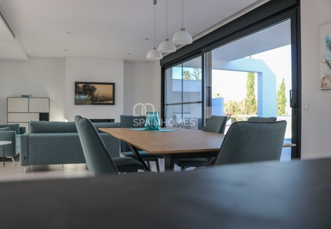 Espaciosa Villa En Ubicación Exclusiva En Denia Alicante 22