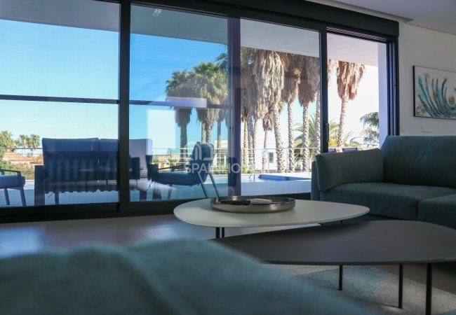 Espaciosa Villa En Ubicación Exclusiva En Denia Alicante 20