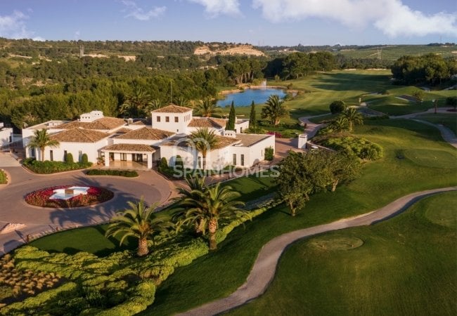 Villa Con Diseño De Alta Calidad En San Miguel De Salinas 3