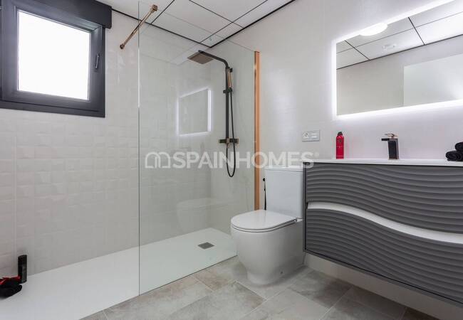 Шикарный Дом в Пешей Доступности от Пляжа на Коста-Бланке 21