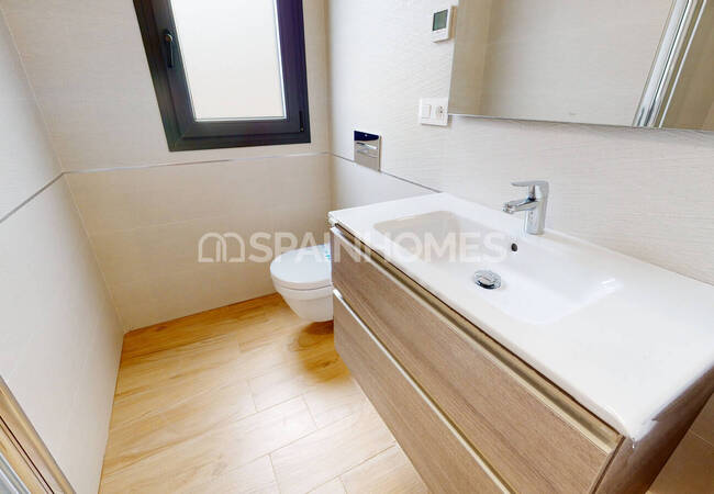Lake View Apartments in a Complex with Pool in Torrevieja 46