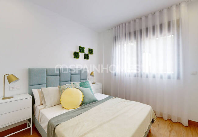 Lake View Apartments in a Complex with Pool in Torrevieja 38
