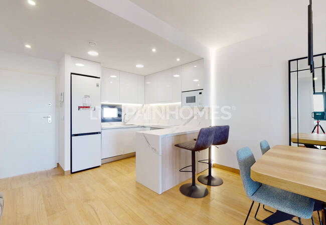 Lake View Apartments in a Complex with Pool in Torrevieja 28