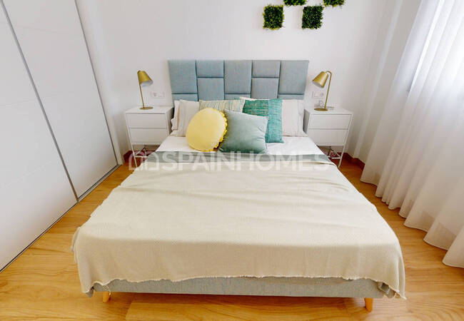 Lake View Apartments in a Complex with Pool in Torrevieja 32