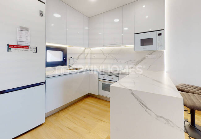 Lake View Apartments in a Complex with Pool in Torrevieja 25