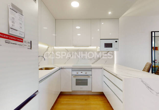 Lake View Apartments in a Complex with Pool in Torrevieja 24