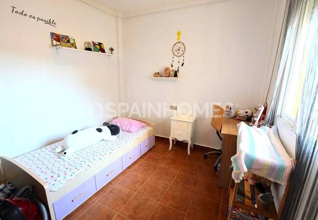La Zenia İspanya'da İndirimli Satılık 4+2 Müstakil Villa 26