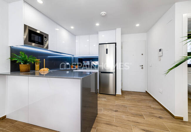 Villamartin'de Golf Sahasına Yakın Açık Mutfaklı Daireler 19