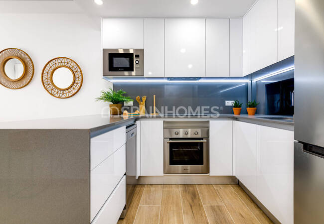 Villamartin'de Golf Sahasına Yakın Açık Mutfaklı Daireler 14