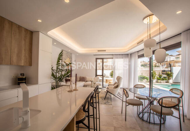 Villas with Private Pool and Parking in La Florida, Costa Blanca 5