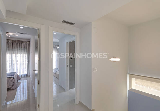 San Miguel De Salinas'ta Sakin Bölgede Şık ve Ferah Villalar 13