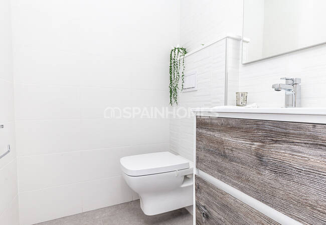 Houses with Gardens and Pools in Gran Alacant Costa Blanca 13