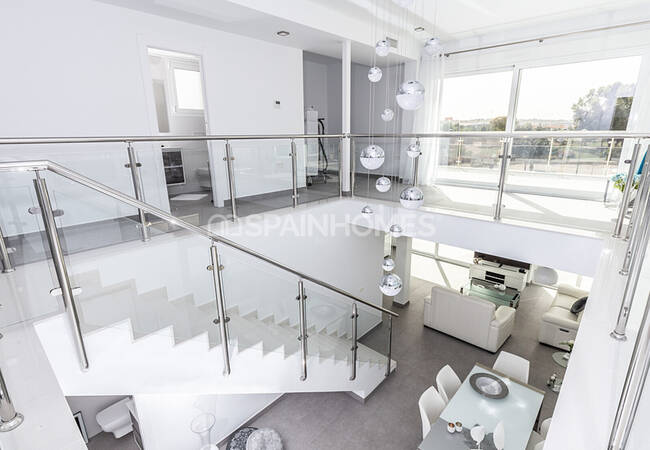 Houses with Gardens and Pools in Gran Alacant Costa Blanca 8