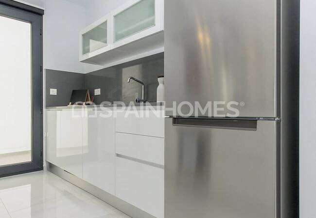 Spacious Detached Villa with Private Pool in Bigastro, Orihuela 28