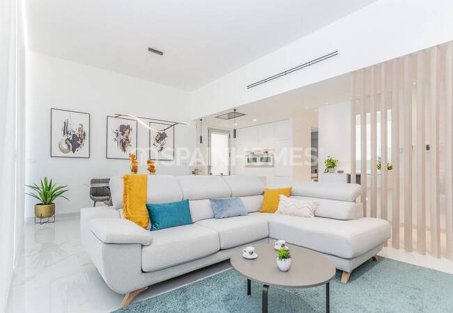 Villas with Private Pool and High Quality Finishes in Torrevieja 6