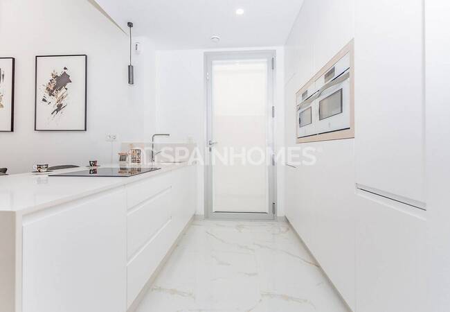 Villas with Private Pool and High Quality Finishes in Torrevieja 9