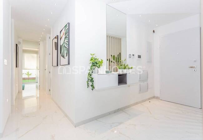 Villas with Private Pool and High Quality Finishes in Torrevieja 13