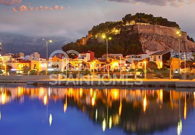 Denia Alicante'de Şehir Merkezine Yakın Müstakil Villalar 18