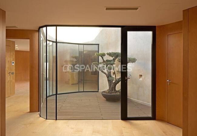 Villa with Private Pool and Garden in Polop Alicante 13