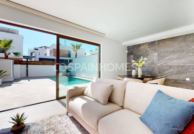 Algorfa'da Eşsiz Tasarımlı Özel Havuzlu Villalar 27