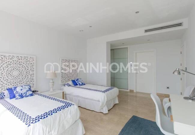 Роскошная Вилла Рядом с Пляжем и Полями для Гольфа в Морайре 24