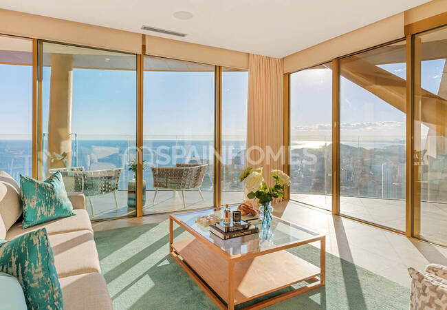 Benidorm Costa Blanca'da Plaja Yakın Deniz Manzaralı Daireler 32