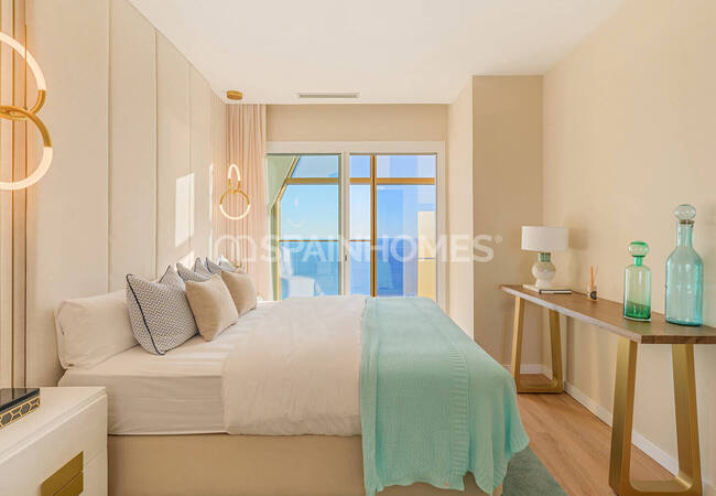 Benidorm Costa Blanca'da Plaja Yakın Deniz Manzaralı Daireler 44