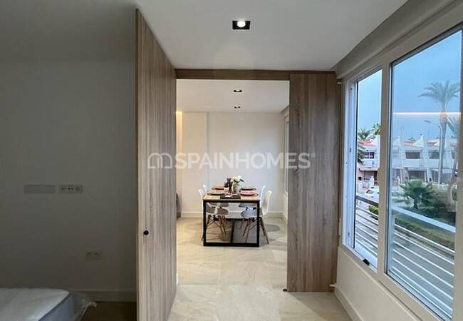Chic Apartment in a Complex with Pool in Torrevieja, Costa Blanca 14