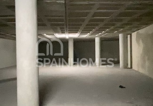 Javea'da Sahile Yakın Konumda Geniş Ticari Gayrimenkul 8