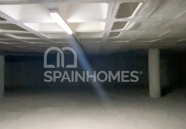 Javea'da Sahile Yakın Konumda Geniş Ticari Gayrimenkul 9