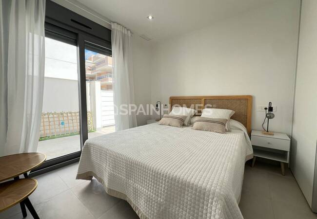 Orihuela Playa Flamenca'da Havuzlu ve Geniş Müstakil Villa 9