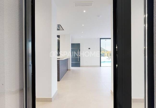 Under-construction Villa Close by the Beach in Polop 56