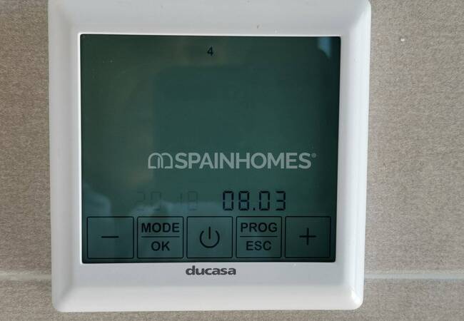 Polop'ta Geniş Teraslı Akdeniz Stilinde Şık Villalar 30