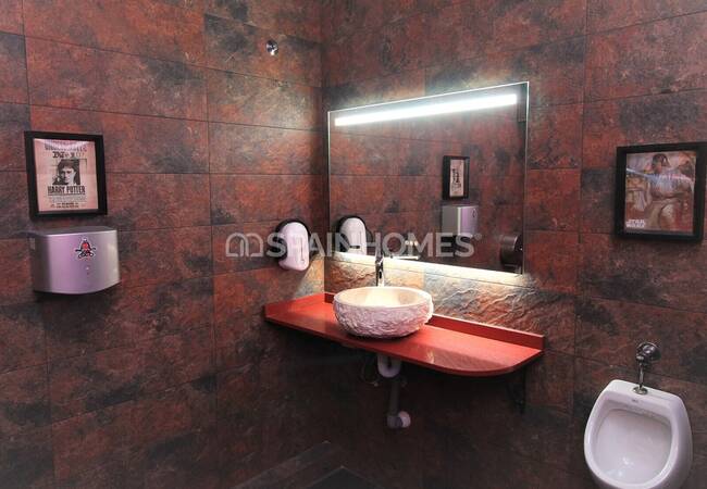 Gaming Cafe with Sound Insulation in Torrevieja Costa Blanca 14