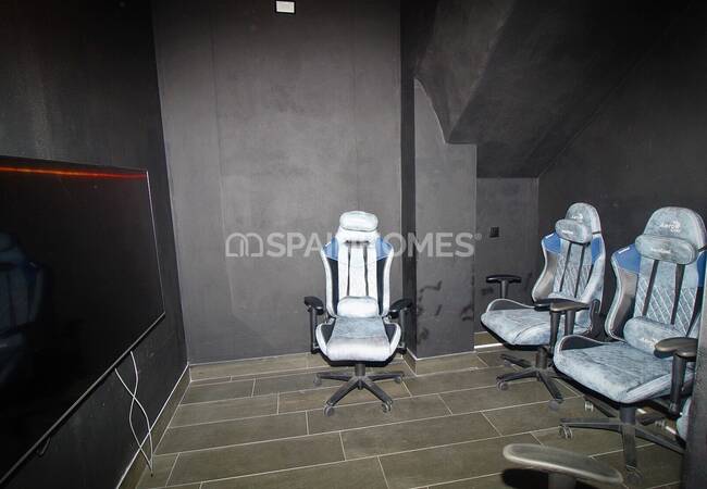 Gaming Cafe with Sound Insulation in Torrevieja Costa Blanca 12