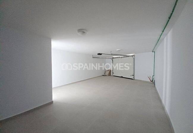 Beachfront Detached Villa with Private Pool in Torrevieja 13