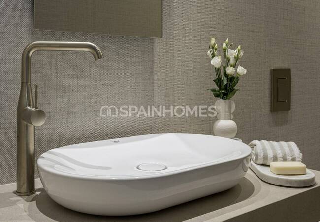 Sea View Apartments in Beachfront Building in Benidorm 33